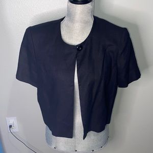 Periwinkle black short sleeve one button cardigan M